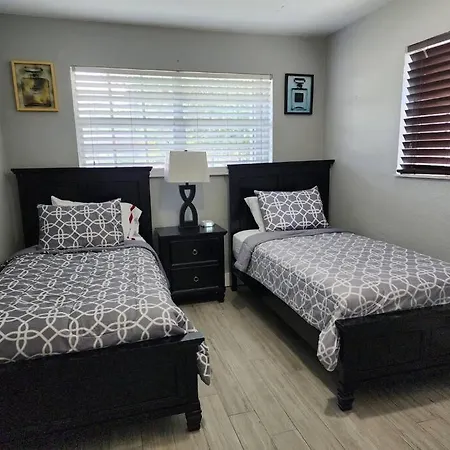 The Perfect Vacation Getaway ! Apartment Miami Exterior photo